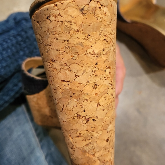 Jimmy Choo wedge cork heels gray snakeskin 38 1/2 7-7.5 sandals - Picture 10 of 16